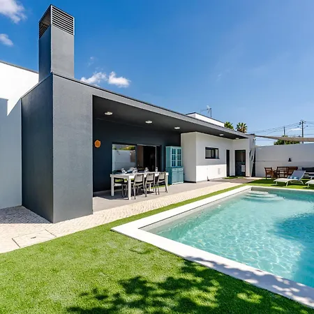 Casa Alzaitun, Azeitao With Heated Pool Holiday home *