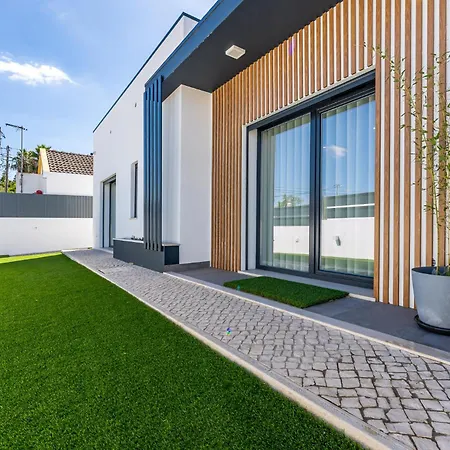 Casa Alzaitun, With Heated Pool * Azeitao